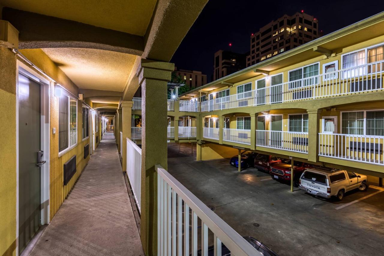 Quality Inn Sacramento Convention Center Exterior foto